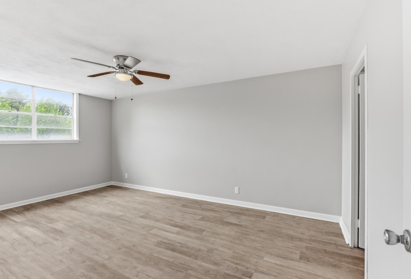 2277 UNION AVE, Memphis, Tennessee 38104, 1 Bedroom Bedrooms, 3 Room Rooms,1 BathroomBathrooms,Residential,For Sale,UNION,0,10219230