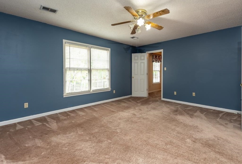 780 AUTUMN WINDS DR, Collierville, Tennessee 38017, 5 Bedroom Bedrooms, 10 Room Rooms,2.1 BathroomBathrooms,Residential,For Sale,AUTUMN WINDS,0,10219233