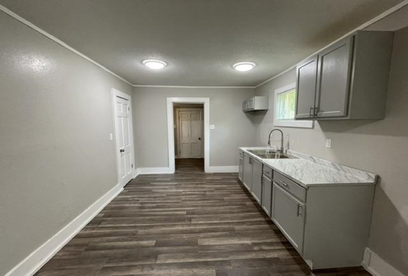318 SIMPSON AVE, Memphis, Tennessee 38106, 2 Bedroom Bedrooms, 5 Room Rooms,1 BathroomBathrooms,Residential,For Sale,SIMPSON,0,10219254