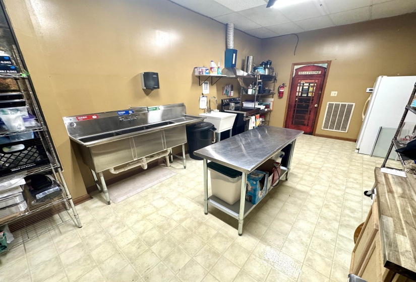 129 MAIN ST, Ripley, Tennessee 38063, 0 , 0 ,0,Land,For Sale,MAIN,0,10219283
