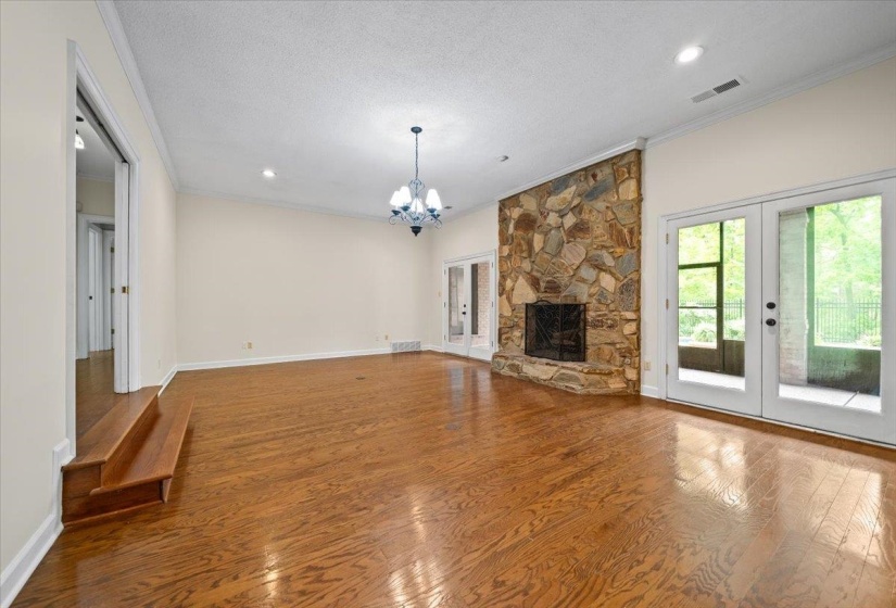 9157 GILLIE CV, Bartlett, Tennessee 38133, 5 Bedroom Bedrooms, 10 Room Rooms,4.2 BathroomBathrooms,Residential,For Sale,GILLIE,0,10219261