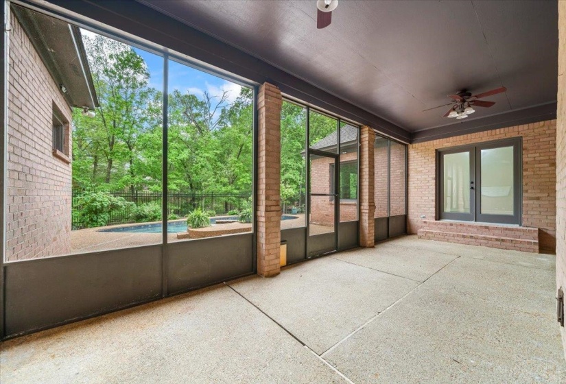 9157 GILLIE CV, Bartlett, Tennessee 38133, 5 Bedroom Bedrooms, 10 Room Rooms,4.2 BathroomBathrooms,Residential,For Sale,GILLIE,0,10219261