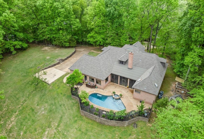 9157 GILLIE CV, Bartlett, Tennessee 38133, 5 Bedroom Bedrooms, 10 Room Rooms,4.2 BathroomBathrooms,Residential,For Sale,GILLIE,0,10219261