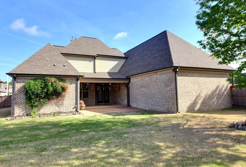 867 CYPRESS POND DR, Collierville, Tennessee 38017, 5 Bedroom Bedrooms, 10 Room Rooms,3 BathroomBathrooms,Residential,For Sale,CYPRESS POND,0,10219263