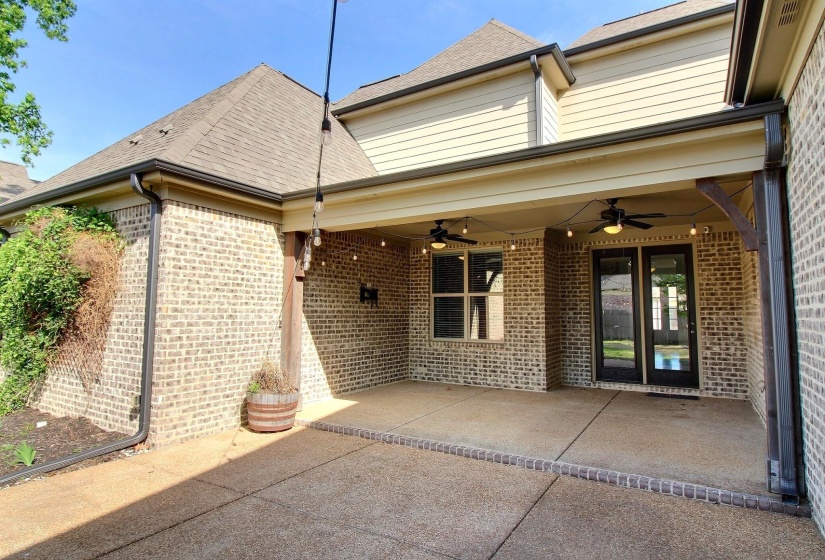 867 CYPRESS POND DR, Collierville, Tennessee 38017, 5 Bedroom Bedrooms, 10 Room Rooms,3 BathroomBathrooms,Residential,For Sale,CYPRESS POND,0,10219263