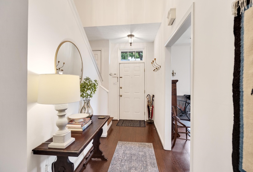 1707 BELVEDERE CT, Memphis, Tennessee 38104, 2 Bedroom Bedrooms, 5 Room Rooms,2.1 BathroomBathrooms,Residential,For Sale,BELVEDERE,0,10219264
