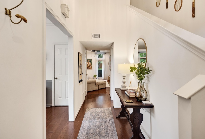 1707 BELVEDERE CT, Memphis, Tennessee 38104, 2 Bedroom Bedrooms, 5 Room Rooms,2.1 BathroomBathrooms,Residential,For Sale,BELVEDERE,0,10219264