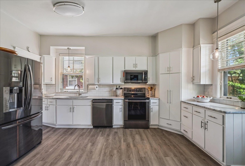 1968 NELSON AVE, Memphis, Tennessee 38104, 4 Bedroom Bedrooms, 7 Room Rooms,2 BathroomBathrooms,Residential,For Sale,NELSON,0,10219276
