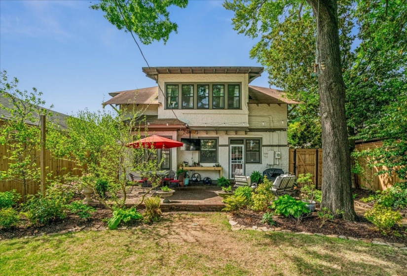 1968 NELSON AVE, Memphis, Tennessee 38104, 4 Bedroom Bedrooms, 7 Room Rooms,2 BathroomBathrooms,Residential,For Sale,NELSON,0,10219276