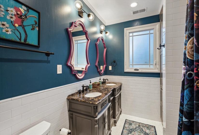 309 MCLEAN AVE, Memphis, Tennessee 38112, 10 Bedroom Bedrooms, 15 Room Rooms,7.1 BathroomBathrooms,Residential,For Sale,MCLEAN,0,10219278