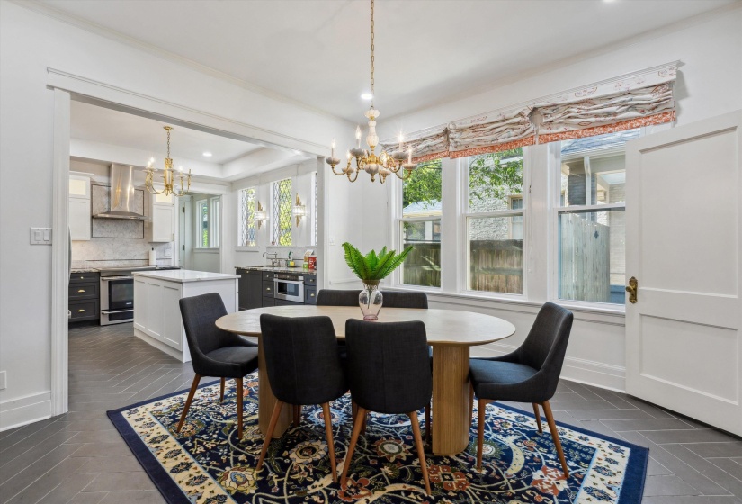 309 MCLEAN AVE, Memphis, Tennessee 38112, 10 Bedroom Bedrooms, 15 Room Rooms,7.1 BathroomBathrooms,Residential,For Sale,MCLEAN,0,10219278