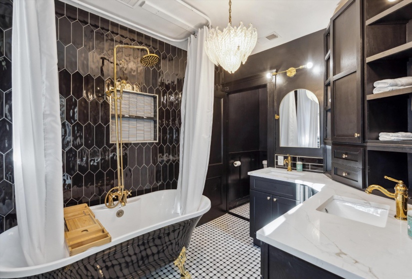 309 MCLEAN AVE, Memphis, Tennessee 38112, 10 Bedroom Bedrooms, 15 Room Rooms,7.1 BathroomBathrooms,Residential,For Sale,MCLEAN,0,10219278
