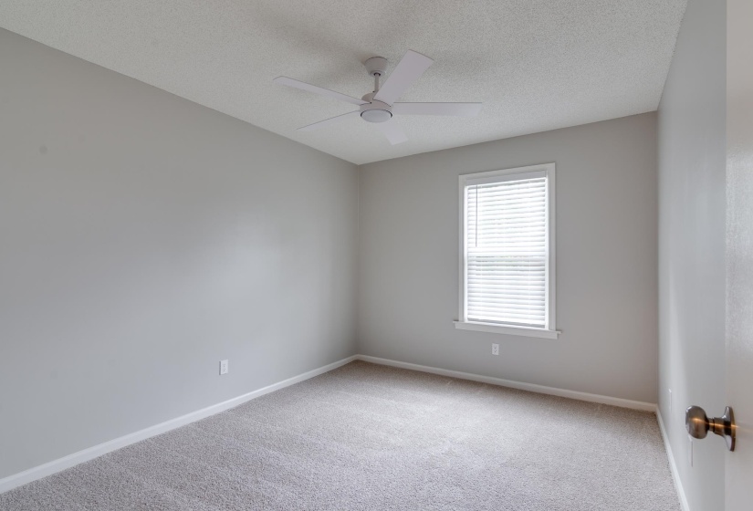 4054 STILLWOOD DR, Memphis, Tennessee 38128, 3 Bedroom Bedrooms, 6 Room Rooms,2 BathroomBathrooms,Residential,For Sale,STILLWOOD,0,10219290
