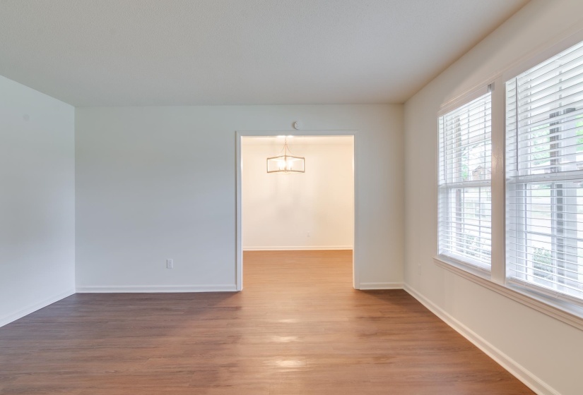 4054 STILLWOOD DR, Memphis, Tennessee 38128, 3 Bedroom Bedrooms, 6 Room Rooms,2 BathroomBathrooms,Residential,For Sale,STILLWOOD,0,10219290