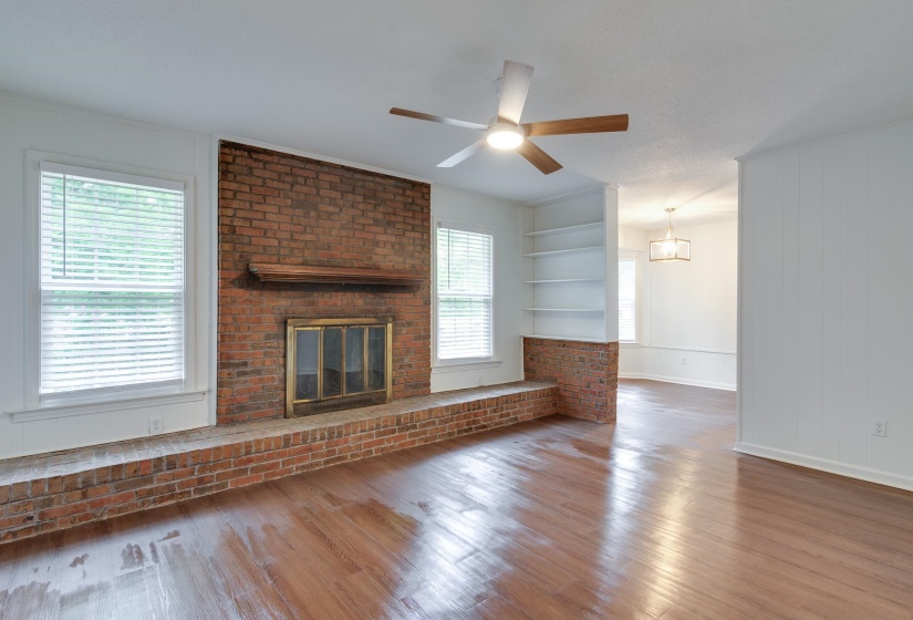 4054 STILLWOOD DR, Memphis, Tennessee 38128, 3 Bedroom Bedrooms, 6 Room Rooms,2 BathroomBathrooms,Residential,For Sale,STILLWOOD,0,10219290