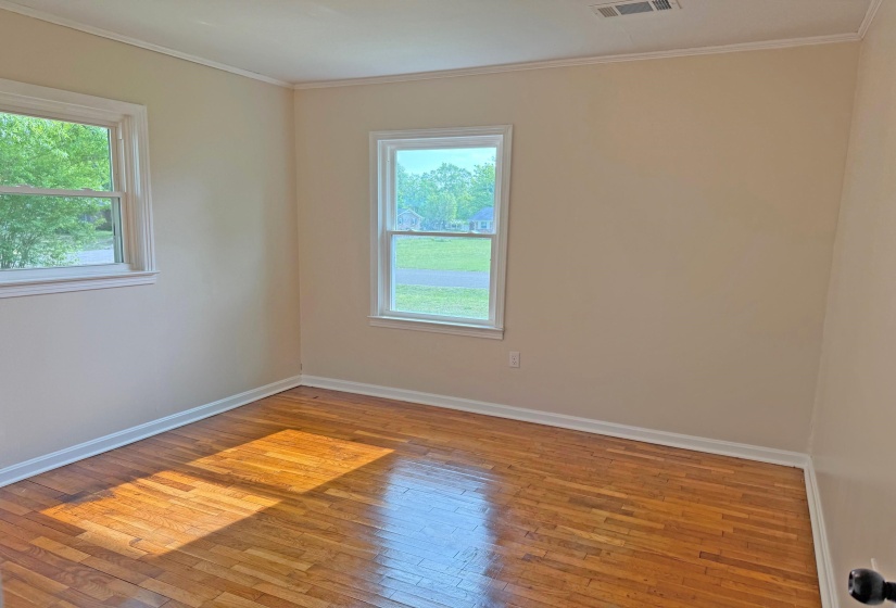 20 DANIEL ST, Savannah, Tennessee 38372, 3 Bedrooms Bedrooms, 6 Rooms Rooms,1 BathroomBathrooms,Residential,For Sale,DANIEL,10219295