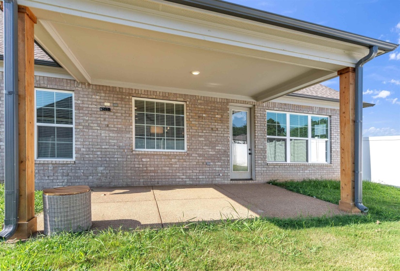200 VALLEYVIEW LN, Oakland, Tennessee 38060, 4 Bedroom Bedrooms, 8 Room Rooms,3 BathroomBathrooms,Residential,For Sale,VALLEYVIEW,0,10219305