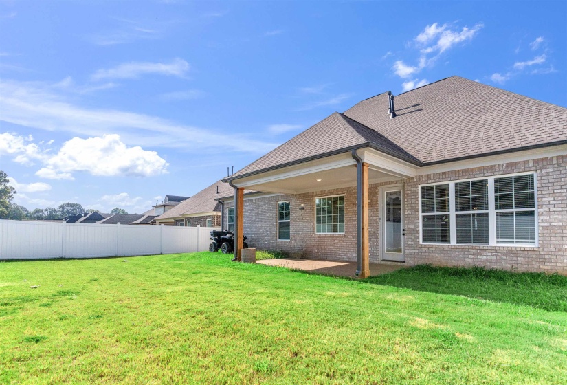 200 VALLEYVIEW LN, Oakland, Tennessee 38060, 4 Bedroom Bedrooms, 8 Room Rooms,3 BathroomBathrooms,Residential,For Sale,VALLEYVIEW,0,10219305