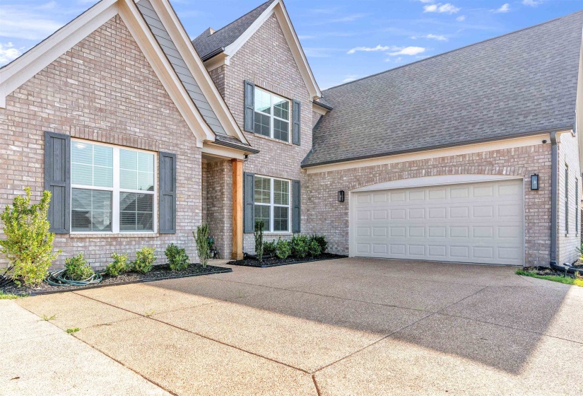 200 VALLEYVIEW LN, Oakland, Tennessee 38060, 4 Bedroom Bedrooms, 8 Room Rooms,3 BathroomBathrooms,Residential,For Sale,VALLEYVIEW,0,10219305