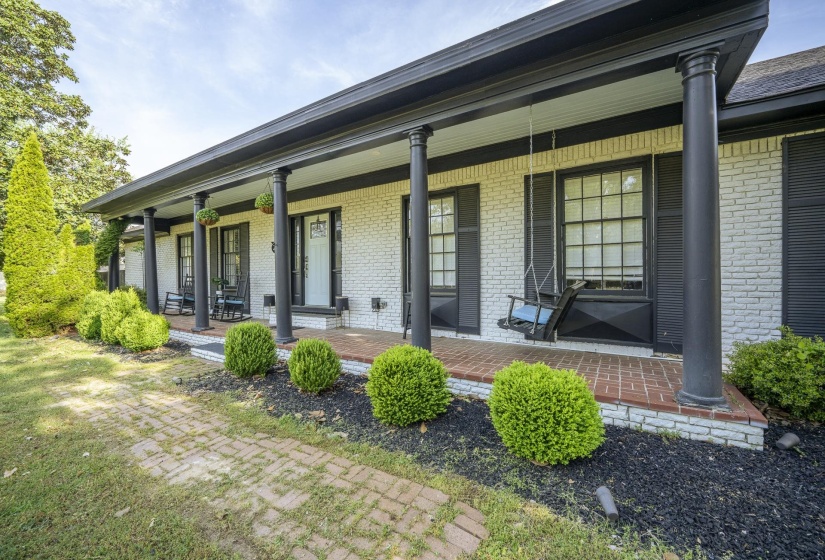 280 BOWEN DR, Savannah, Tennessee 38372, 4 Bedrooms Bedrooms, 11 Rooms Rooms,2.1 BathroomsBathrooms,Residential,For Sale,BOWEN,10219309
