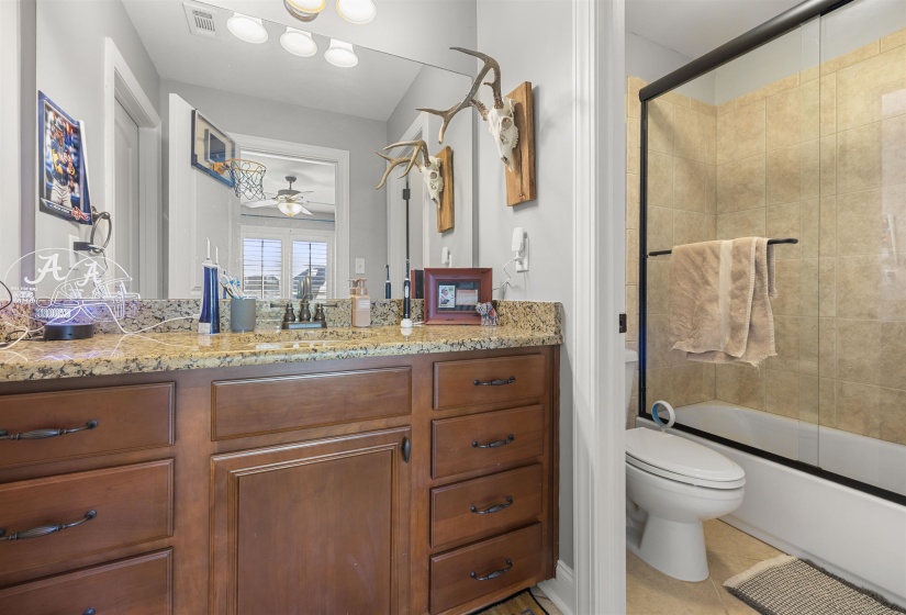1620 TARTAN LN, Collierville, Tennessee 38017, 4 Bedrooms Bedrooms, 9 Rooms Rooms,4 BathroomsBathrooms,Residential,For Sale,TARTAN,10218905