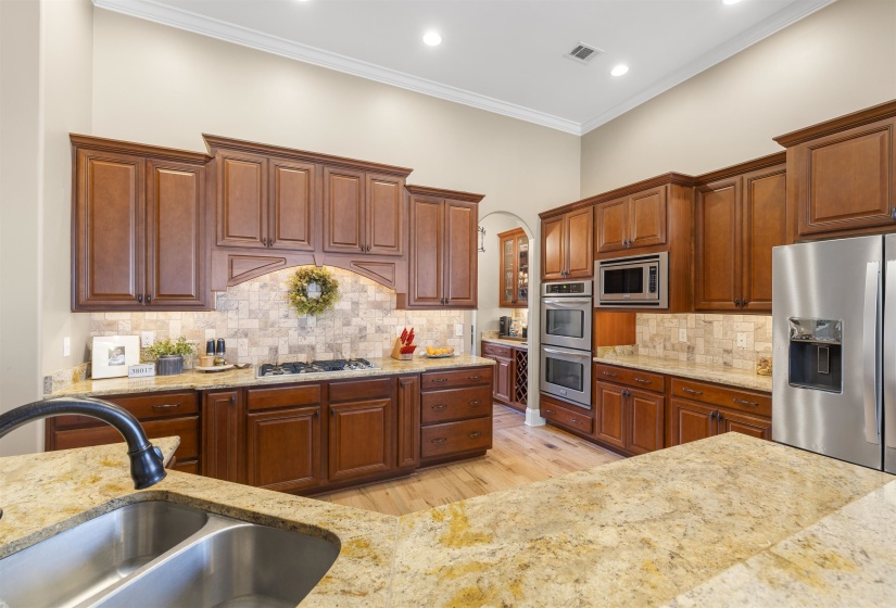 1620 TARTAN LN, Collierville, Tennessee 38017, 4 Bedrooms Bedrooms, 9 Rooms Rooms,4 BathroomsBathrooms,Residential,For Sale,TARTAN,10218905