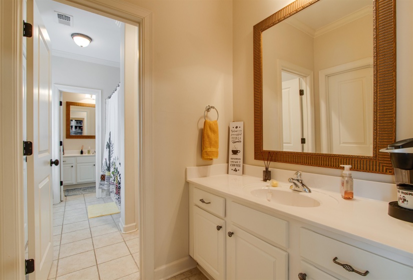 3564 WALNUT GROVE RD, Memphis, Tennessee 38111, 3 Bedroom Bedrooms, 8 Room Rooms,2.1 BathroomBathrooms,Residential,For Sale,WALNUT GROVE,0,10219313