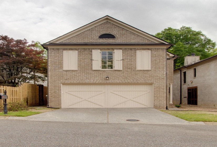3564 WALNUT GROVE RD, Memphis, Tennessee 38111, 3 Bedroom Bedrooms, 8 Room Rooms,2.1 BathroomBathrooms,Residential,For Sale,WALNUT GROVE,0,10219313