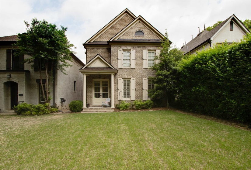 3564 WALNUT GROVE RD, Memphis, Tennessee 38111, 3 Bedroom Bedrooms, 8 Room Rooms,2.1 BathroomBathrooms,Residential,For Sale,WALNUT GROVE,0,10219313