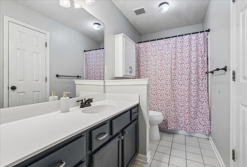 6435 GILLIA CIR, Bartlett, Tennessee 38135, 4 Bedroom Bedrooms, 7 Room Rooms,2 BathroomBathrooms,Residential,For Sale,GILLIA,0,10219316