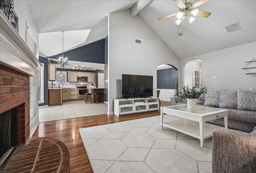 6435 GILLIA CIR, Bartlett, Tennessee 38135, 4 Bedroom Bedrooms, 7 Room Rooms,2 BathroomBathrooms,Residential,For Sale,GILLIA,0,10219316