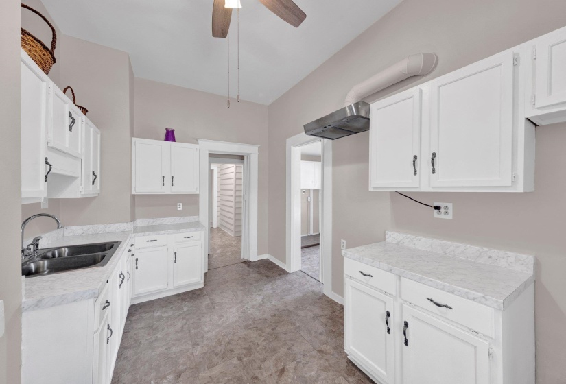 1701 VESEY AVE, Memphis, Tennessee 38114, 3 Bedroom Bedrooms, 8 Room Rooms,2 BathroomBathrooms,Residential,For Sale,VESEY,0,10219319