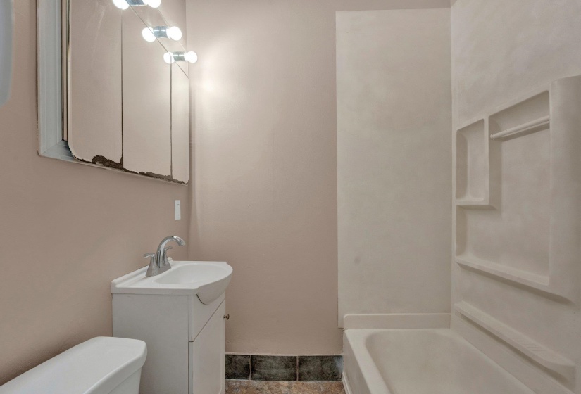 1701 VESEY AVE, Memphis, Tennessee 38114, 3 Bedroom Bedrooms, 8 Room Rooms,2 BathroomBathrooms,Residential,For Sale,VESEY,0,10219319