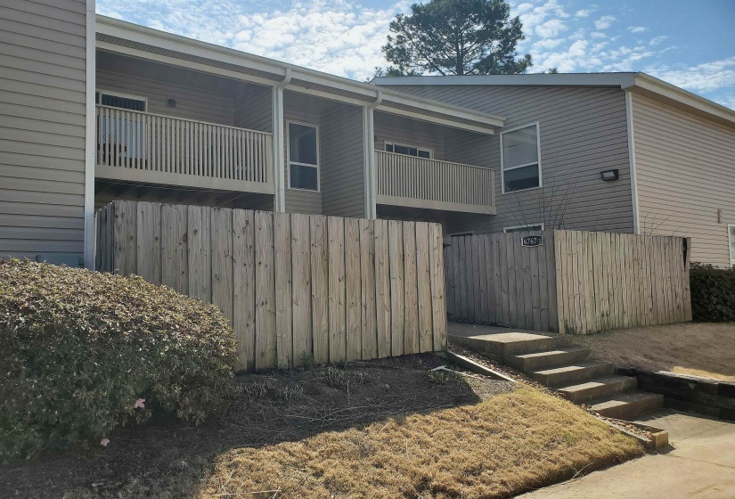 6767 MEADOW OAK PL, Memphis, Tennessee 38120, 2 Bedroom Bedrooms, 5 Room Rooms,2 BathroomBathrooms,Residential,For Sale,MEADOW OAK,0,10219352