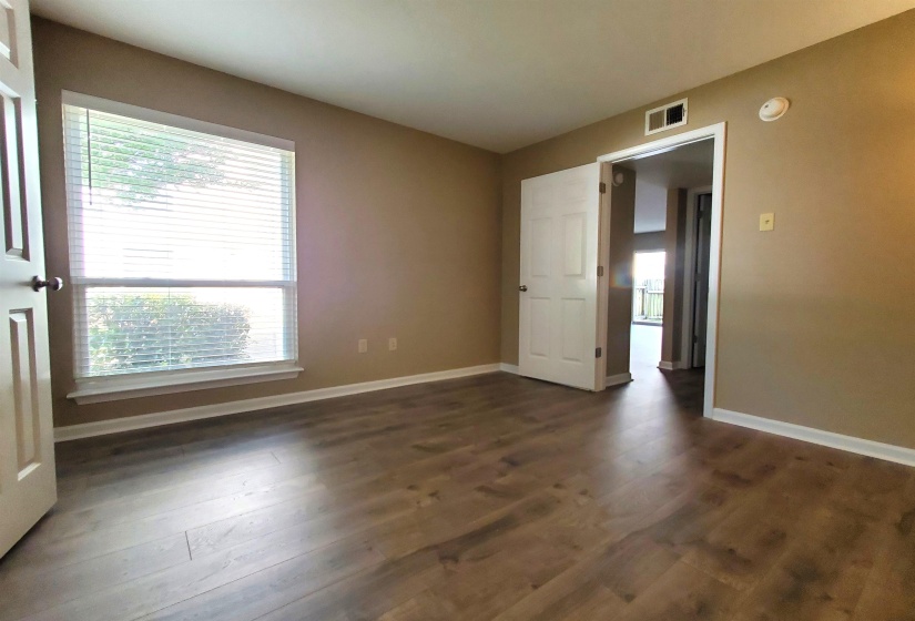 6767 MEADOW OAK PL, Memphis, Tennessee 38120, 2 Bedroom Bedrooms, 5 Room Rooms,2 BathroomBathrooms,Residential,For Sale,MEADOW OAK,0,10219352