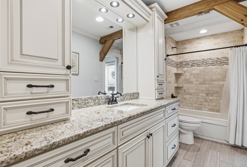 1234 GREENVIEW RD, Collierville, Tennessee 38017, 4 Bedrooms Bedrooms, 8 Rooms Rooms,2 BathroomsBathrooms,Residential,For Sale,GREENVIEW,10219356