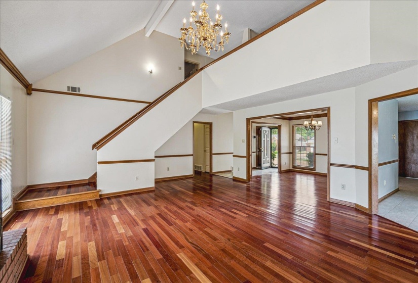 8529 BUCKHURST RD, Memphis, Tennessee 38016, 4 Bedroom Bedrooms, 10 Room Rooms,3 BathroomBathrooms,Residential,For Sale,BUCKHURST,0,10219359