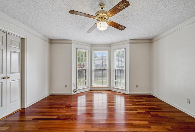8529 BUCKHURST RD, Memphis, Tennessee 38016, 4 Bedroom Bedrooms, 10 Room Rooms,3 BathroomBathrooms,Residential,For Sale,BUCKHURST,0,10219359
