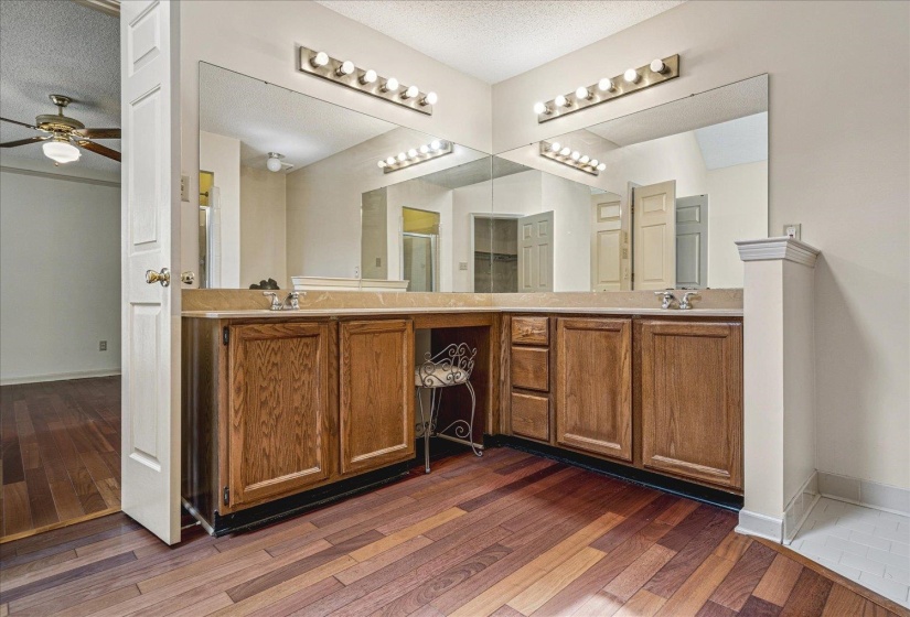 8529 BUCKHURST RD, Memphis, Tennessee 38016, 4 Bedroom Bedrooms, 10 Room Rooms,3 BathroomBathrooms,Residential,For Sale,BUCKHURST,0,10219359