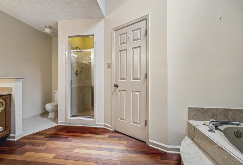8529 BUCKHURST RD, Memphis, Tennessee 38016, 4 Bedroom Bedrooms, 10 Room Rooms,3 BathroomBathrooms,Residential,For Sale,BUCKHURST,0,10219359