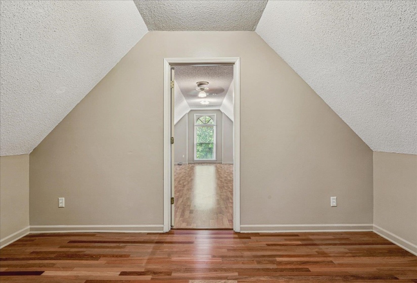 8529 BUCKHURST RD, Memphis, Tennessee 38016, 4 Bedroom Bedrooms, 10 Room Rooms,3 BathroomBathrooms,Residential,For Sale,BUCKHURST,0,10219359