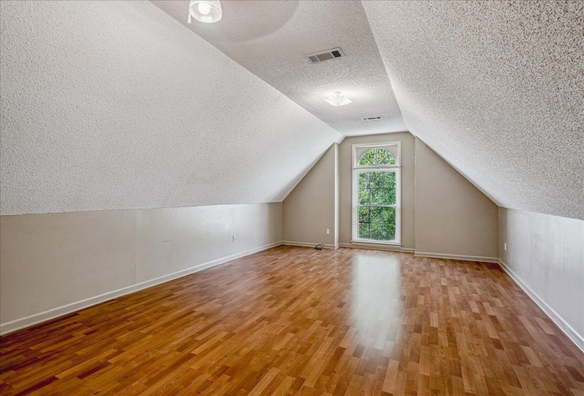 8529 BUCKHURST RD, Memphis, Tennessee 38016, 4 Bedroom Bedrooms, 10 Room Rooms,3 BathroomBathrooms,Residential,For Sale,BUCKHURST,0,10219359