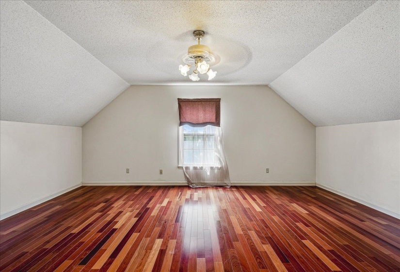 8529 BUCKHURST RD, Memphis, Tennessee 38016, 4 Bedroom Bedrooms, 10 Room Rooms,3 BathroomBathrooms,Residential,For Sale,BUCKHURST,0,10219359