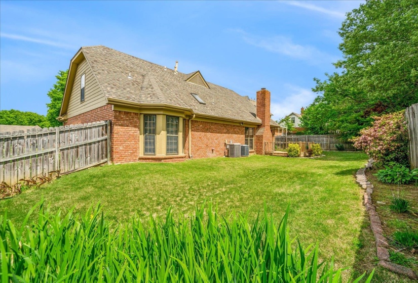 8529 BUCKHURST RD, Memphis, Tennessee 38016, 4 Bedroom Bedrooms, 10 Room Rooms,3 BathroomBathrooms,Residential,For Sale,BUCKHURST,0,10219359
