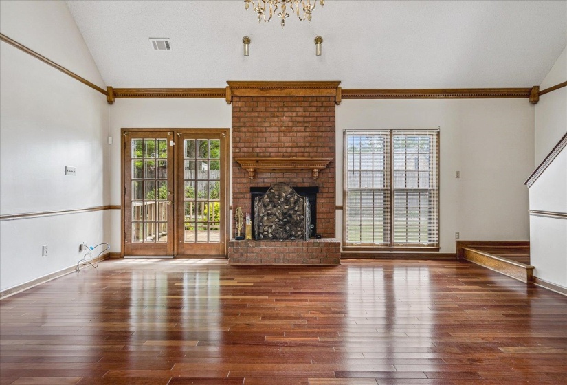 8529 BUCKHURST RD, Memphis, Tennessee 38016, 4 Bedroom Bedrooms, 10 Room Rooms,3 BathroomBathrooms,Residential,For Sale,BUCKHURST,0,10219359