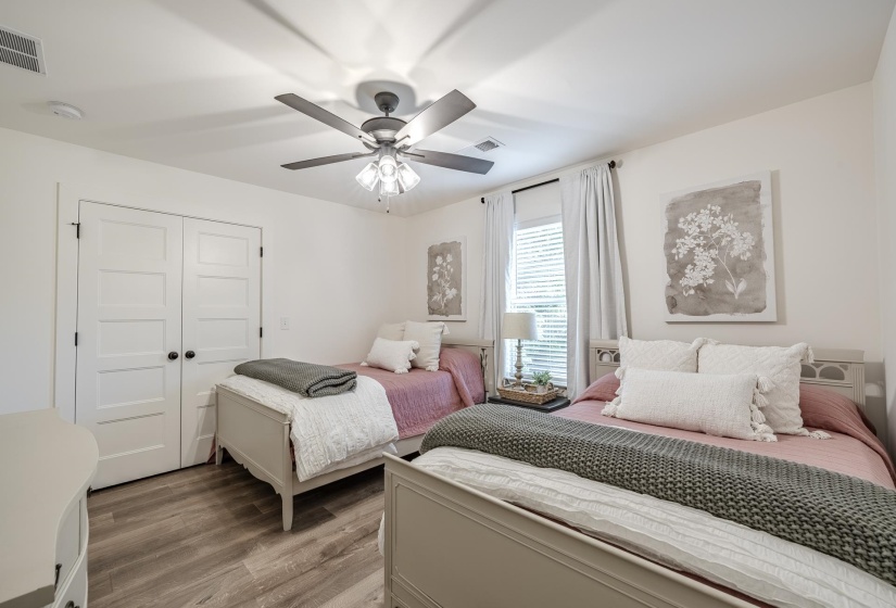 265 ISLAND VIEW DR, Counce, Tennessee 38326, 4 Bedrooms Bedrooms, 10 Rooms Rooms,3.1 BathroomsBathrooms,Residential,For Sale,ISLAND VIEW,10219375