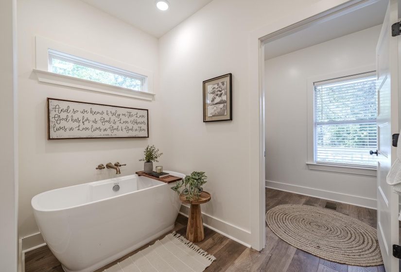 265 ISLAND VIEW DR, Counce, Tennessee 38326, 4 Bedrooms Bedrooms, 10 Rooms Rooms,3.1 BathroomsBathrooms,Residential,For Sale,ISLAND VIEW,10219375