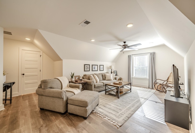 265 ISLAND VIEW DR, Counce, Tennessee 38326, 4 Bedrooms Bedrooms, 10 Rooms Rooms,3.1 BathroomsBathrooms,Residential,For Sale,ISLAND VIEW,10219375