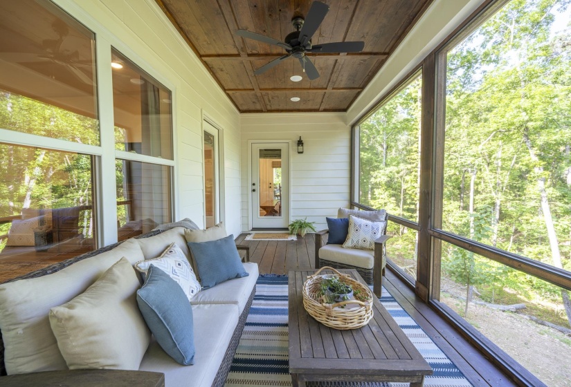 265 ISLAND VIEW DR, Counce, Tennessee 38326, 4 Bedrooms Bedrooms, 10 Rooms Rooms,3.1 BathroomsBathrooms,Residential,For Sale,ISLAND VIEW,10219375