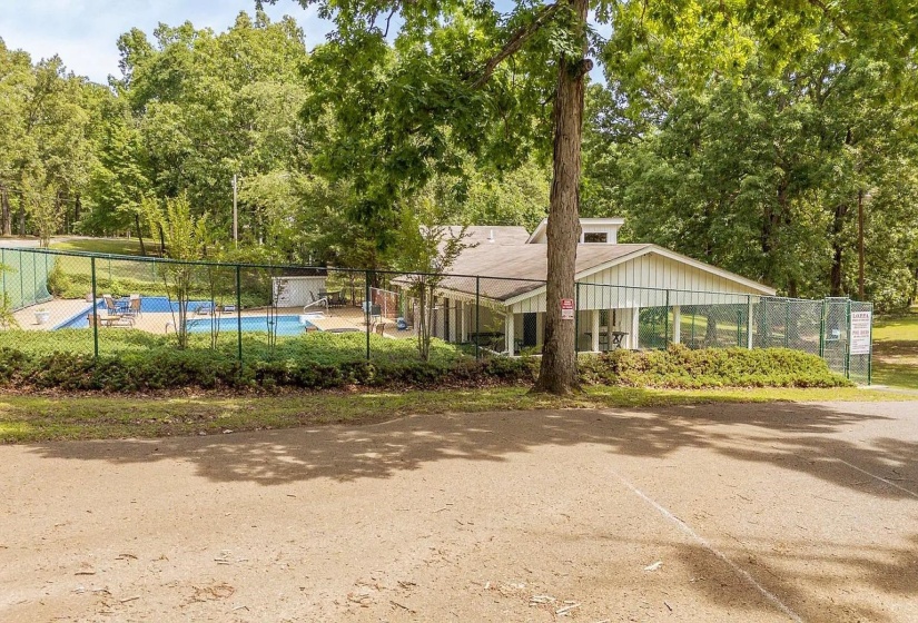 265 ISLAND VIEW DR, Counce, Tennessee 38326, 4 Bedrooms Bedrooms, 10 Rooms Rooms,3.1 BathroomsBathrooms,Residential,For Sale,ISLAND VIEW,10219375